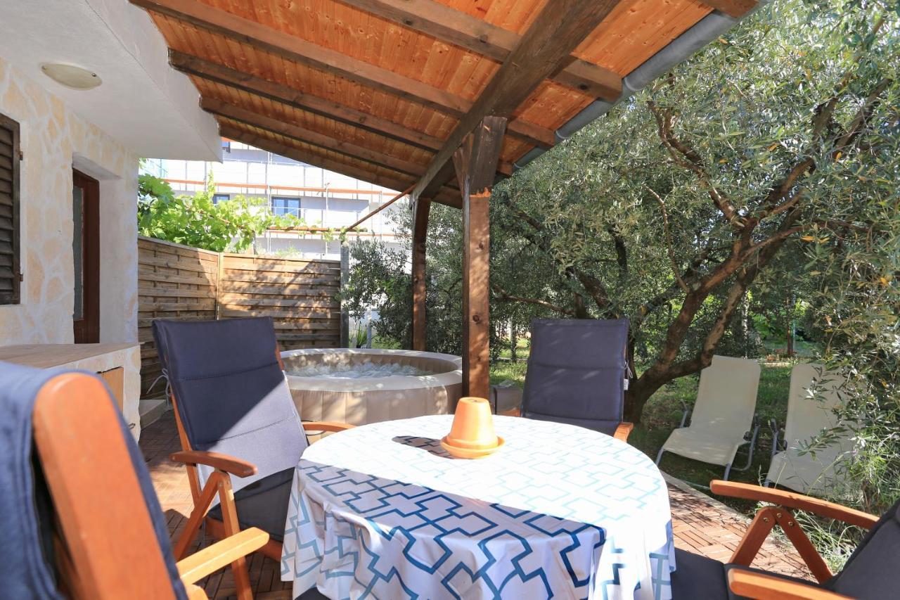 Hacienda Mia With Yacuzzi And Free Parking 扎达尔 外观 照片
